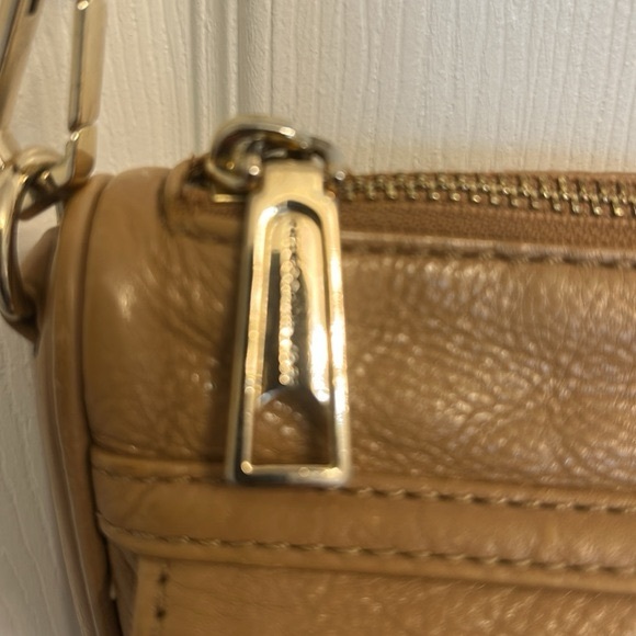 Rebecca Minkoff Tan Crossbody Bag with Chain Strap - Picture 6 of 8